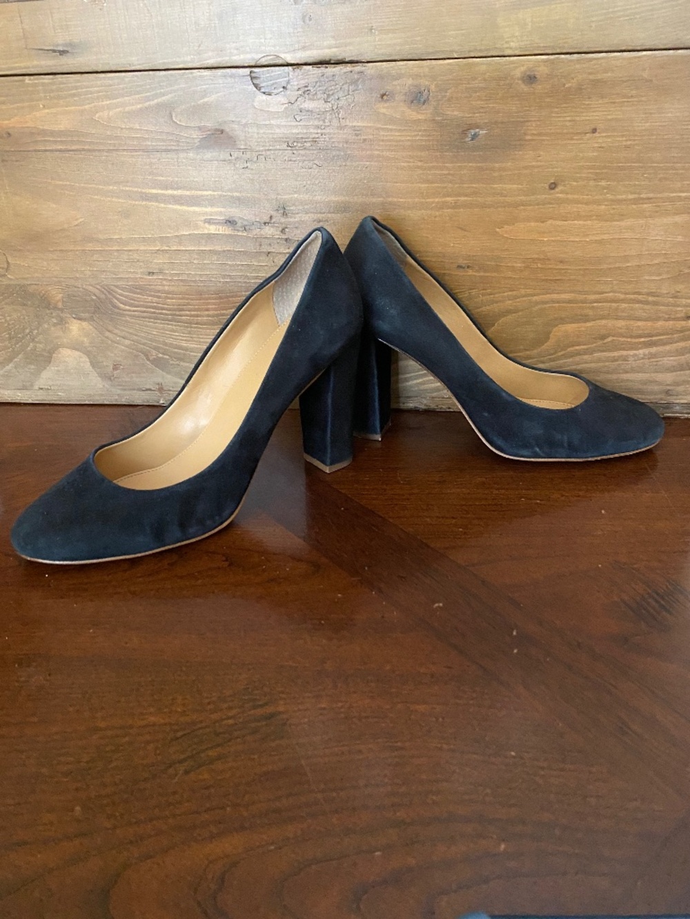 Classic J.Crew "Olive" collection black suede pumps size 7.5